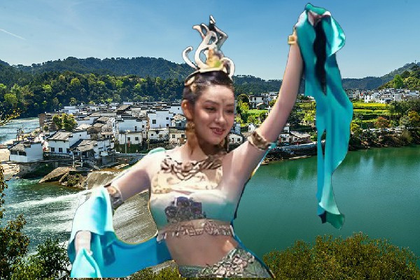 祖白丹入选灰寨镇舞艺吧节奏者，两女见面