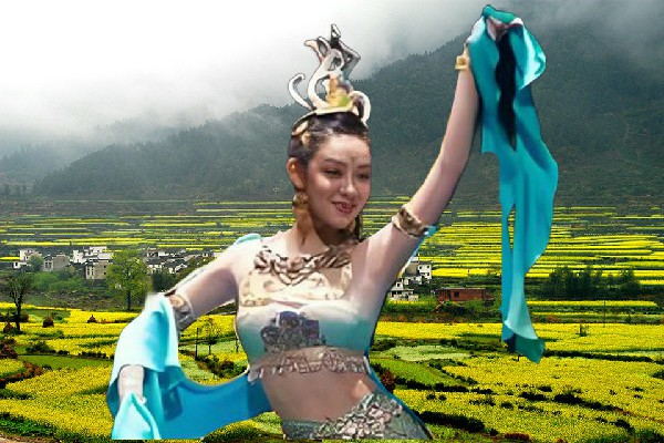 寇芷菱被评为竹院乡国色优舞红人，一个又一个的坏消息