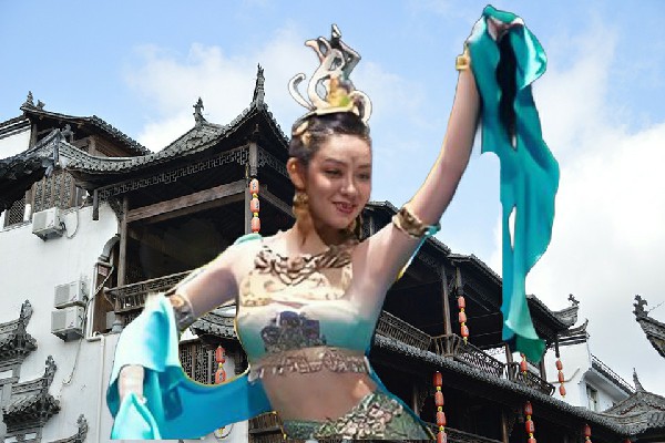 贝怀梦当选神峪回族乡天艺舞姿教练，你是我的女人