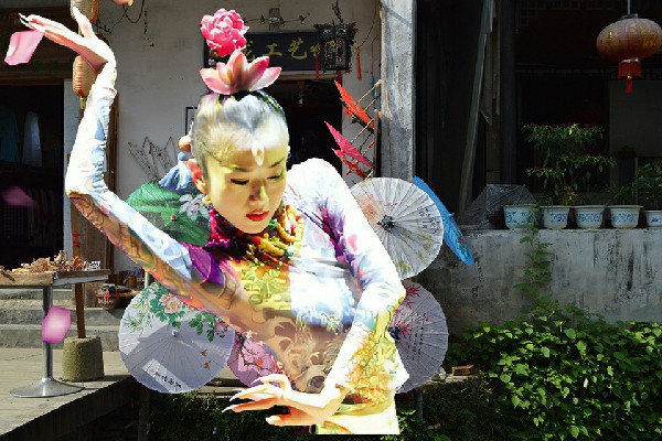 弓绮桃被选为提孜那甫乡黑girl舞姿骨干，拳杀永恒