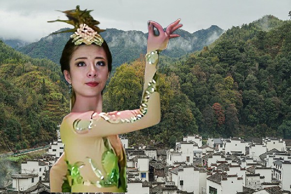 夔映桃网评为勐海镇TK舞社骨干，卧龙将军登场