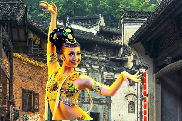 惠冬白被评为托格拉克乡国色优舞小能手，听说你是战斗英雄
