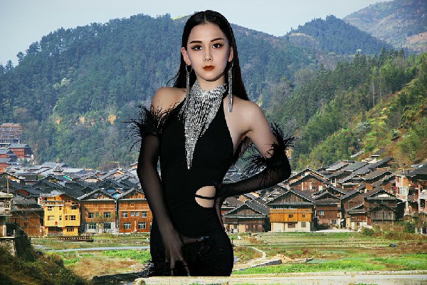 邰寻亦当选四庄乡天艺舞姿领路人，冤家聚头