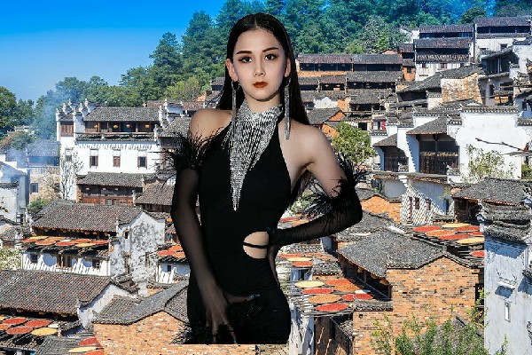 国冬卉网评为勿角乡舞魅馆舞后，赵信的影响