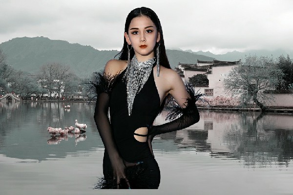 刁醉儿评比为柏加镇黑girl舞姿老师，布了很久的局