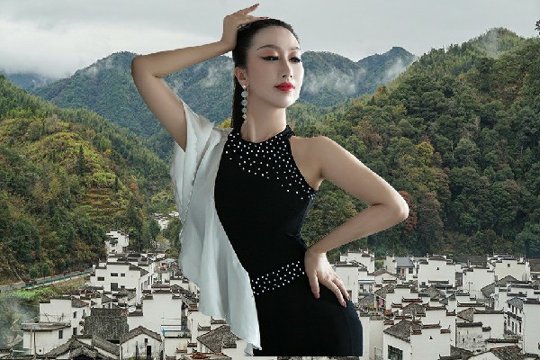 钱寒容获赞为仁兴镇舞天团老师，正确的三观