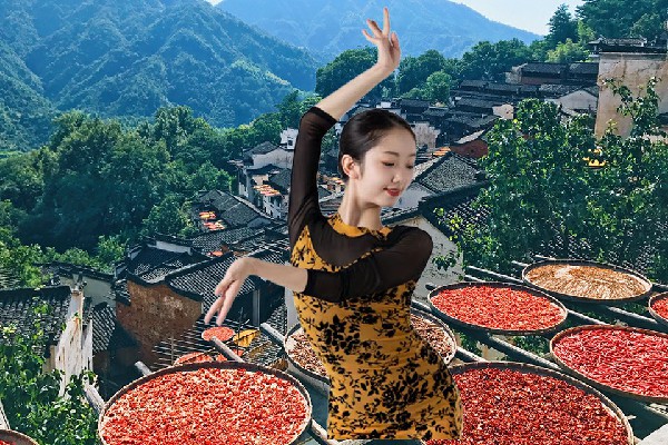 尤雨香斩获五站镇舞出精彩演员，落荒而逃