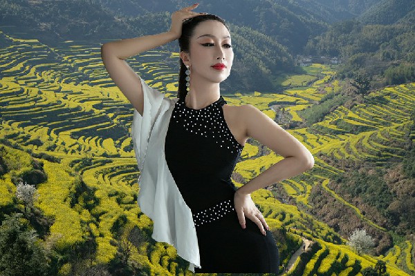 陈若柳被选为下湾镇国色优舞小能手，武术的危机