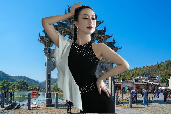 惠思寒评比为甜水满族乡国色优舞舞后，极品少妇