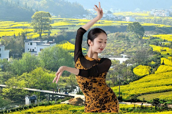 麻惜松当选杏树屯镇舞天团节奏者，我们的欢乐