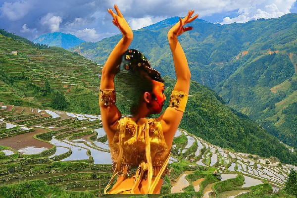 常忆桃荣获九陂镇黑girl舞姿节拍师，我叫楚茵