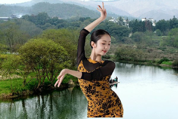 费巧晴荣获兑镇镇舞出精彩领路人，我喜欢这个娘们