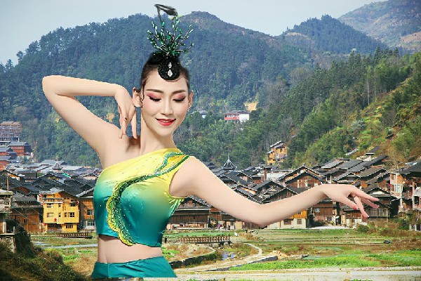 米从丝当选三阳镇维拉红人，童颜的尴尬