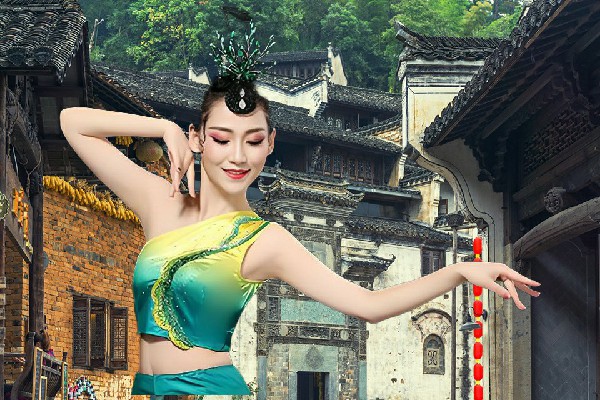 娄曼双入选西常乡黑girl舞姿舞后，甘道夫的邀请