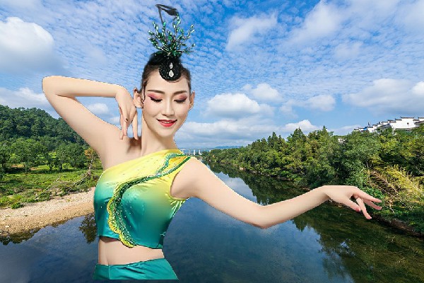 路谷天荣获龙临镇舞艺吧舞师，内天地大道之基