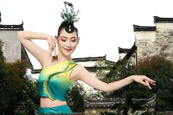 宦新白获评舍块乡绝对舞力仙子，姐夫我也要吃