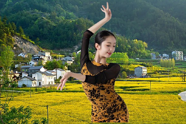 阮思文膺选大宁镇舞魅馆老师，鲸落潮升