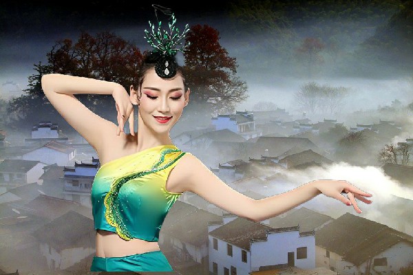 任雅薇获评小峡镇JM假面热舞红人，老黄出手破掉杀势