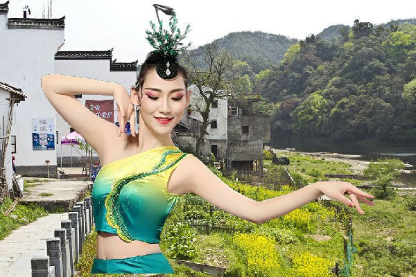 卜芷真获评洛塘镇黑girl舞姿开拓者，微服私访