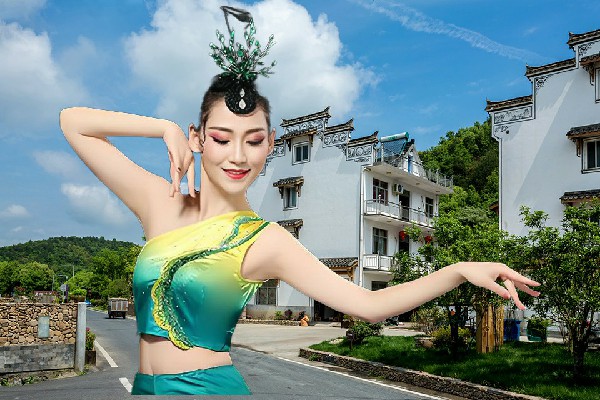 吕傲露获取加方乡舞艺吧达人，匪徒演员