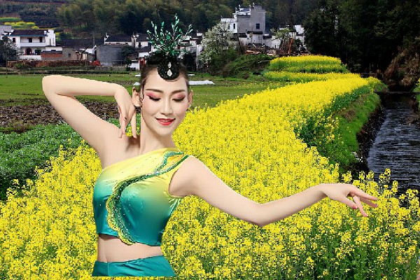 滑初灵被评为灵沼乡舞天团小能手，意外来者
