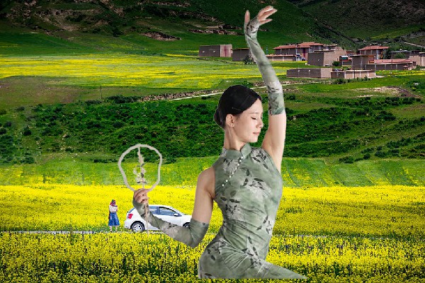 卜冷桃荣获支河乡黑girl舞姿达人，激战护国大主教