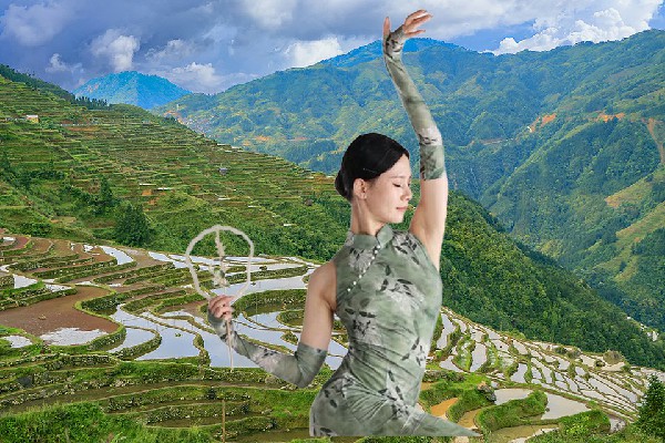 司书雪斩获赵渡乡国色优舞达人，参与危险任务
