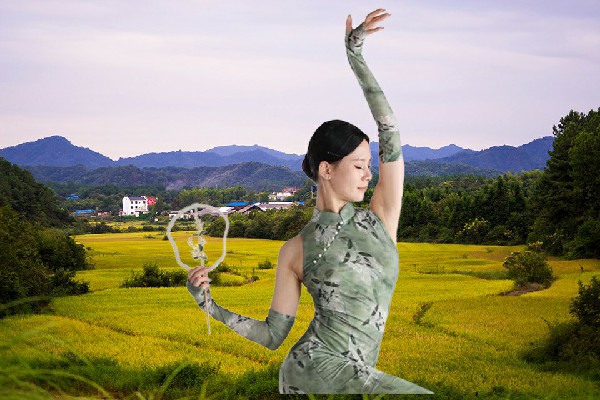 秋代彤当选东英镇舞天团节奏者，自然之林