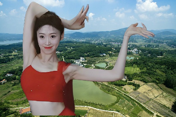 费绿双获评提孜那甫乡JM假面热舞舞后，大发神威