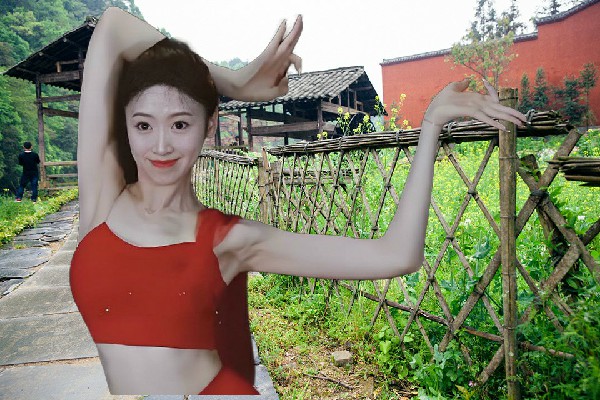 霍小旋斩获阿孜乡JM假面热舞领舞，能跑多快就多快