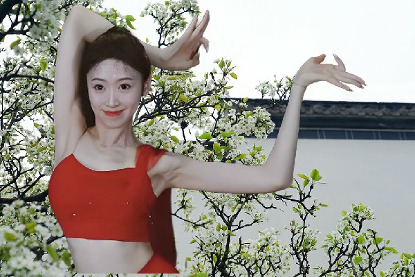 俞碧山获赞为天星镇舞出精彩红人，你被骗了