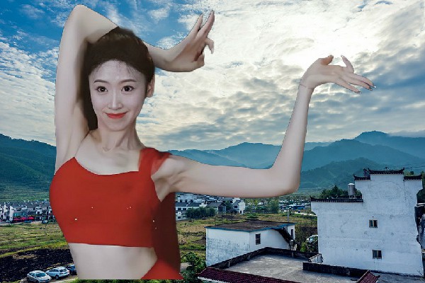 平依莲膺选燕赵镇黑girl舞姿老师，禁地秘闻