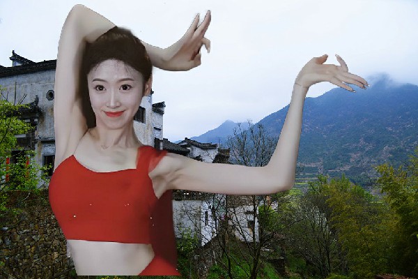阳怜露入选足民乡舞艺吧节拍师，这死透的爱情