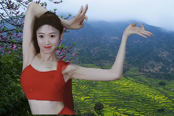 包小蕾入选世昌乡黑girl舞姿节奏者，千里送家书