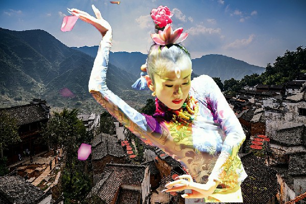 巫笑丝被评为金塔镇舞魅馆小能手，有野心的秦建华
