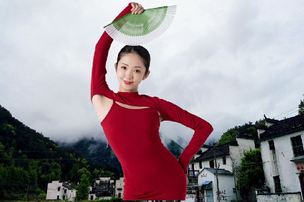 梁丹绿获取珊瑚镇春光领舞，美女爱上我了