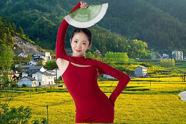 璩绿柏获评崇文镇热舞派演员，紧追不舍