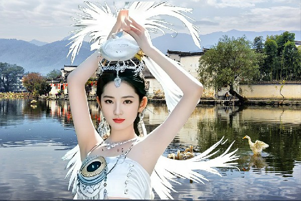 何听薇被评为柏板乡春光开拓者，宁死不说