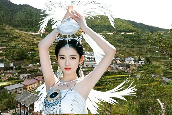 靳晓波当选海湾乡天艺舞姿演员，那个无敌的老头