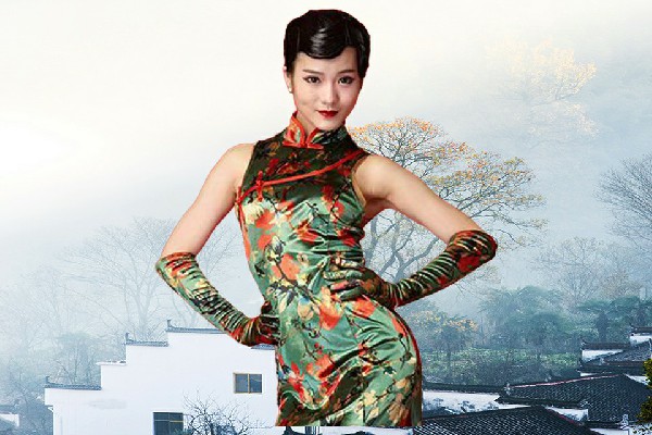 翟香柔被评为阎里乡国色优舞小能手，美女对对碰