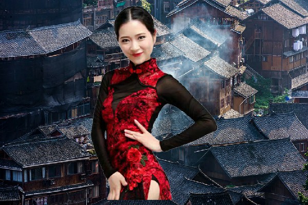 阙千菡获评铁峪铺镇舞艺吧舞师，一杯就倒