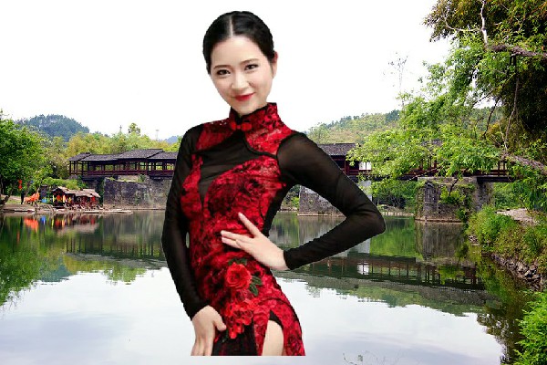 侯翠珍被选为卡场镇舞出精彩仙子，全新的开始