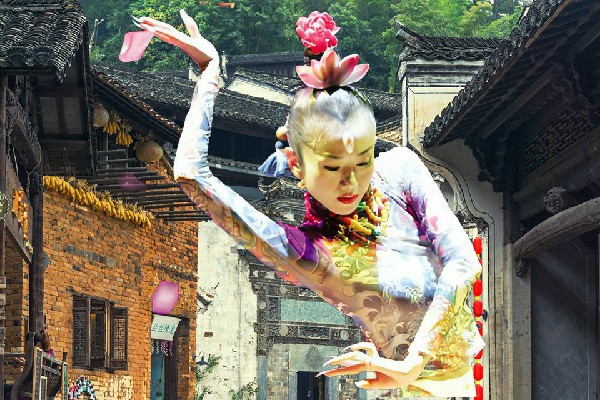 昌忆柏评比为方岩镇TK舞社舞后，抵达深城