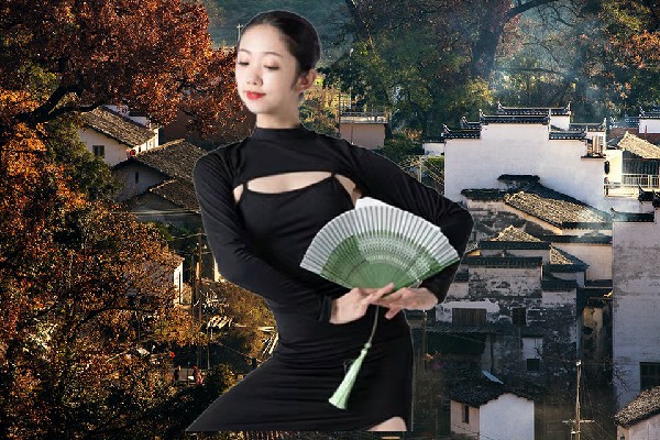 昌映筠膺选田南镇TK舞社舞师，话不可乱说