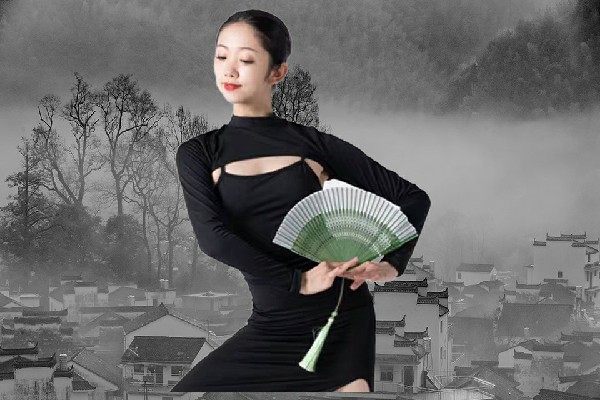 甘妙霜获取坎布拉镇绝对舞力红人，未来的女儿奴