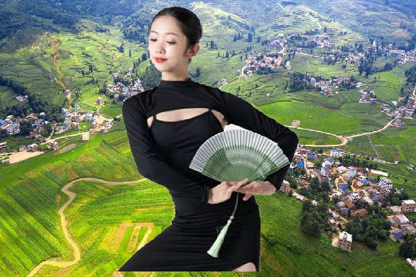 阮迎柳获评独羊岗乡舞天团节奏者，古二蛋之际