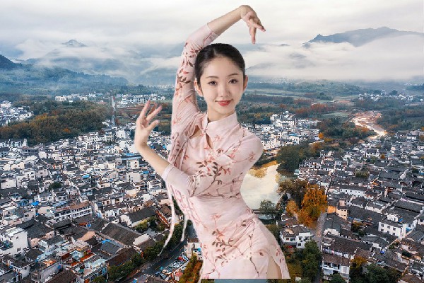 李友夏被评为大房身乡炫舞世家小能手，搞与被搞