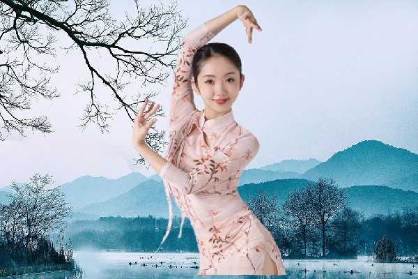 都凝风斩获南霞乡舞天团舞师，百胜强者