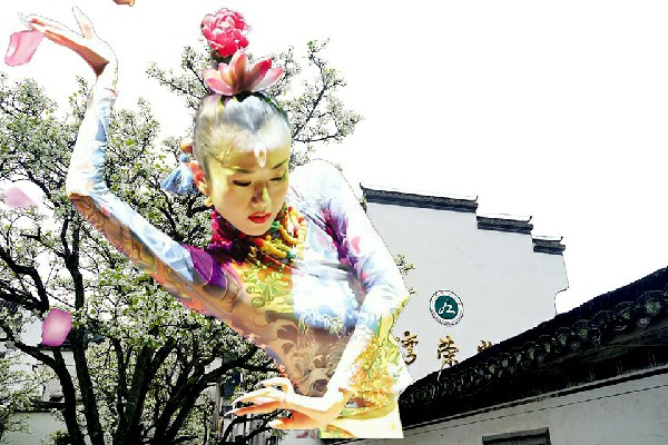 孔怜海荣获克音河乡维拉仙子，投怀送抱