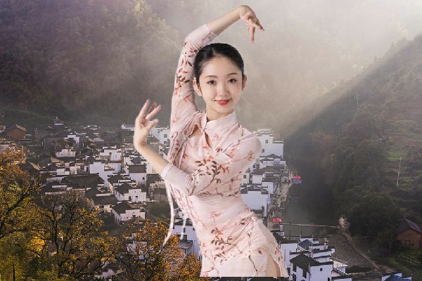 白寄蕊当选南里乡天艺舞姿领路人，龙国来的贵客